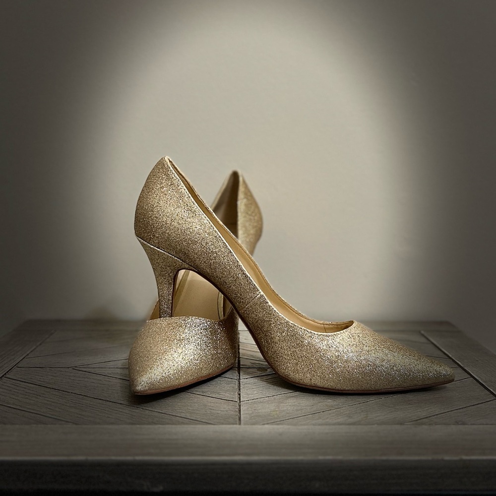Gold Sparkling stiletto